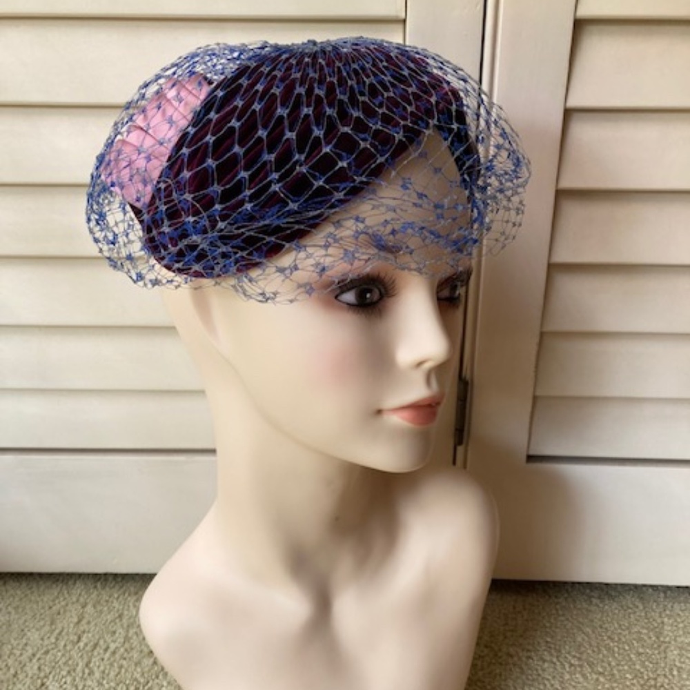 1950's Bullocks Los Angeles Velvet & Satin Hat